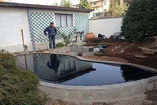 Sanierung einer Teichanlage von 30.000 Liter Zone Varese Italien - 